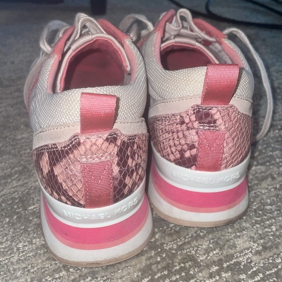 Michael Kors women’s shoes - Picture 2 of 9